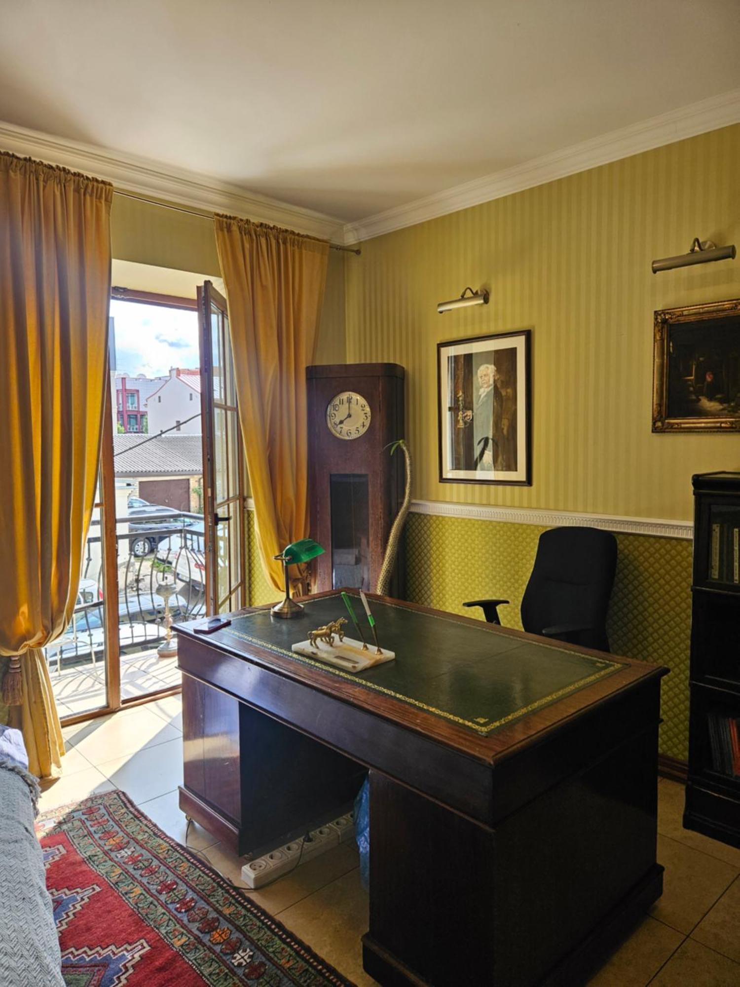 Barrister'S Apartments With Fireplace Siauliai  Exterior photo